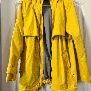 Charles River Apparel Yellow-Trim Gray Mesh Jacket medium